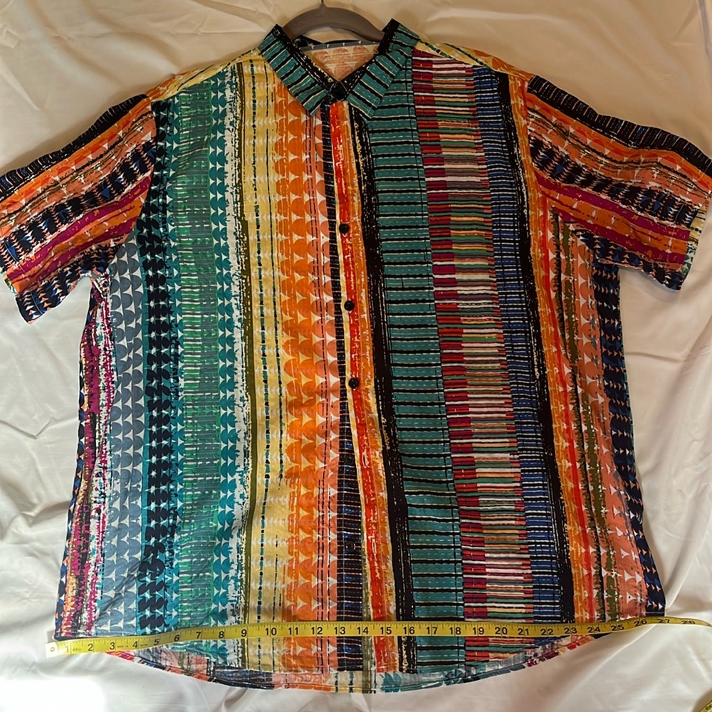 Men’s colorful short sleeve shirt